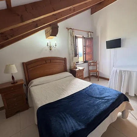 La De Salmon Πανσιόν