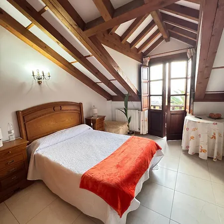 La De Salmon Pensión 3*