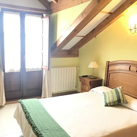 La De Salmon Guest house Santillana del Mar