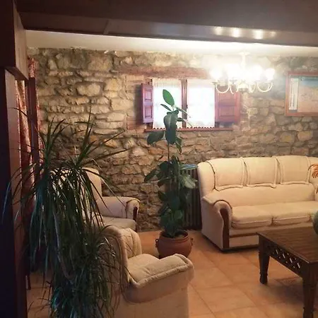 La De Salmon Гостевой дом Сантильяна-дель-Мар