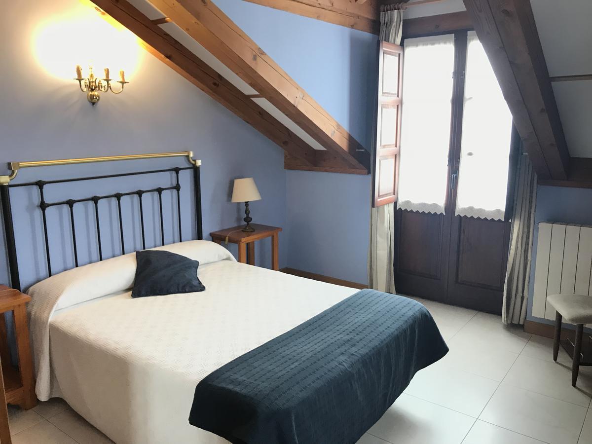 Guest house La Cabana De Salmon Santillana del Mar, Spain - book now, 2023  prices