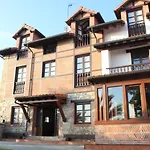 Guest house La De Salmon Santillana del Mar