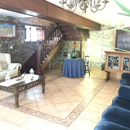 La De Salmon 3* 산틸라나델마르