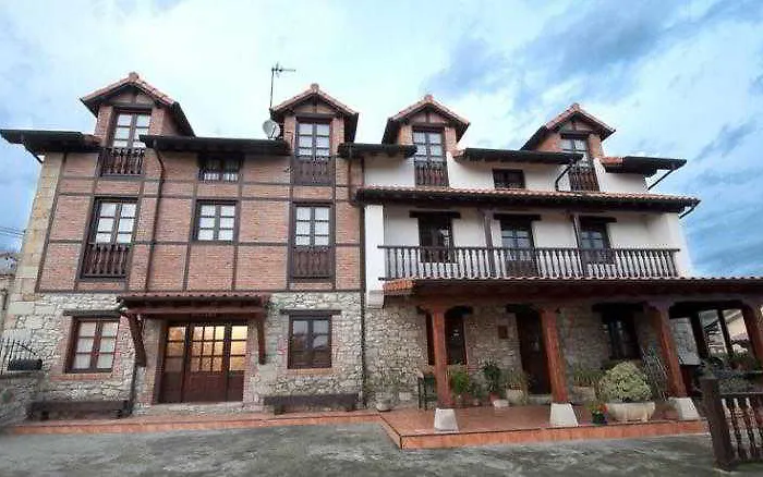 La De Salmon Guest house